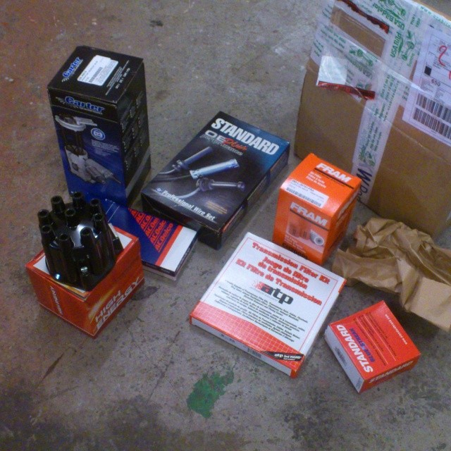 New parts for the Impala. Sparkplugs, wires, distibutor, rotor, fuelpump, filters and heavyduty motoroil + ATF transoil.